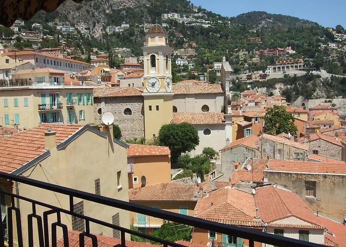 The Dina Palace.